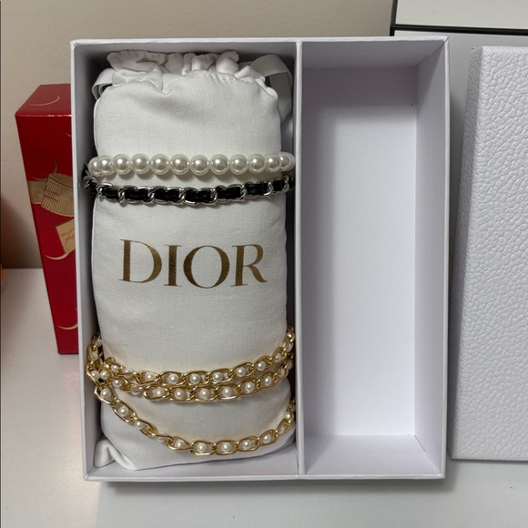 DIOR Jewelry Box with two compartments & Jewelry Pillow - Picture 2 of 8